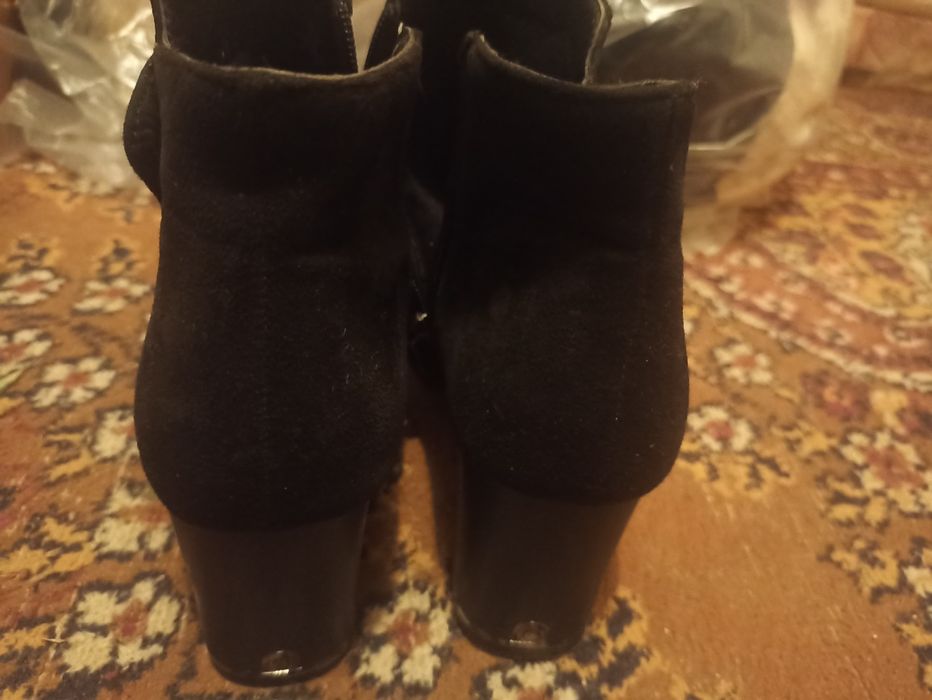 Ботинки женские.