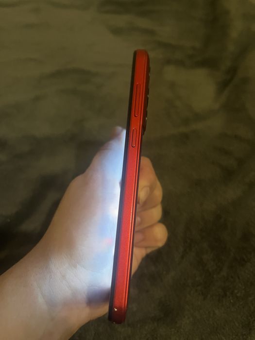 Продам телефон sky elite g63