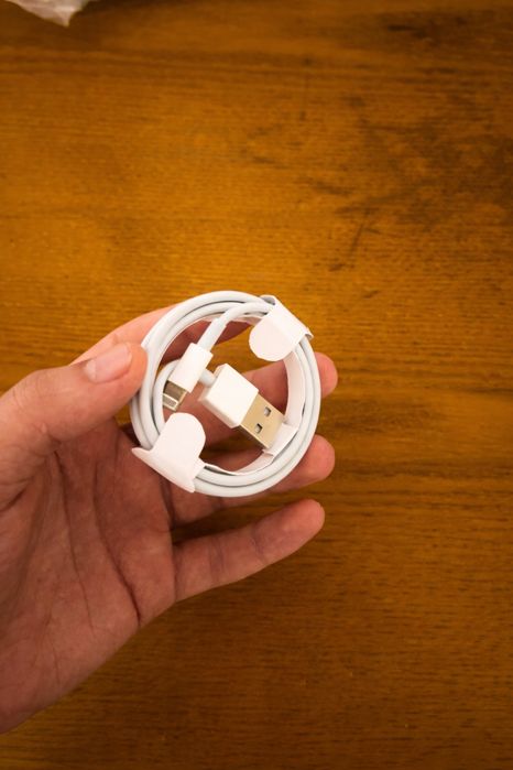 Кабель USB Lightning