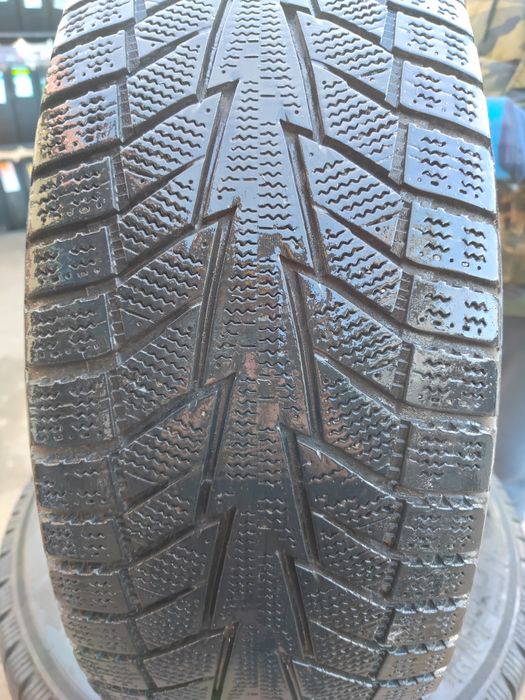 Шины 215/60/16 Hankook Winter i Cept Iz2