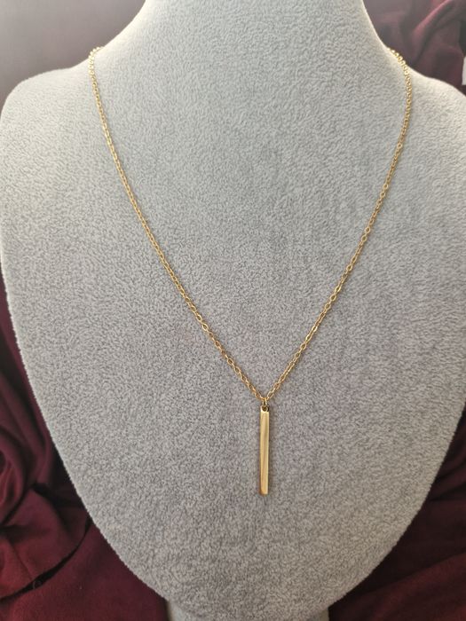 Złoty naszyjnik łańcuszek z zawieszka stal chirurgiczna