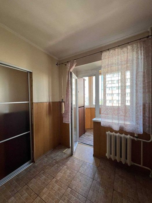 3 комнатная квартира в новом, кирпичном доме на Заболотного / Сахарова . Поселок Котовского