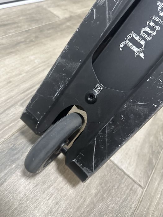 кастомный трюковой самокат