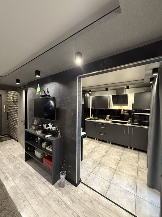 Подобова оренда VIP студії в центрі