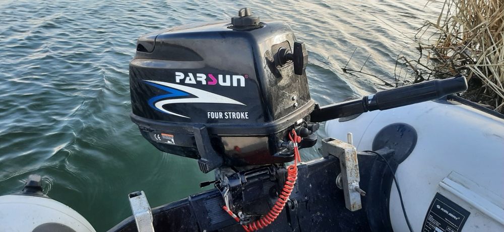 Продам Лодочный мотор