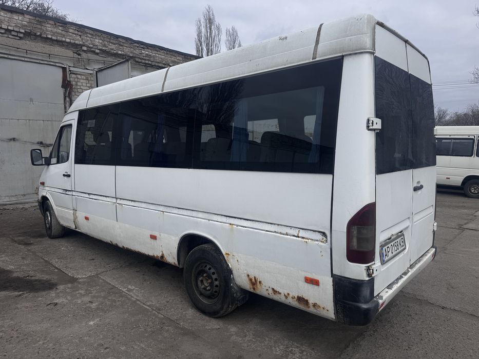 Продам микроавтобус спринтер