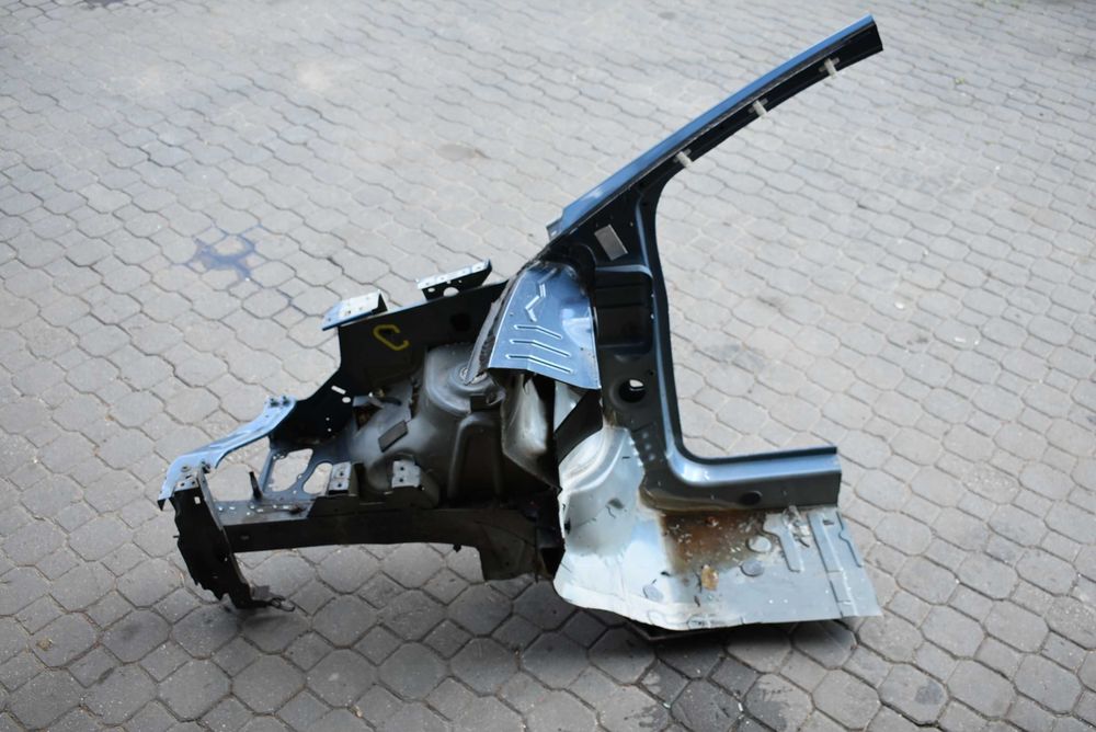 Citroen Berlingo 2008-18r ćwiartka prawa przednia