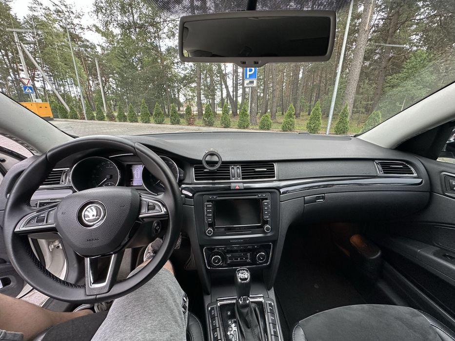 Skoda Superb 2014 VIN TMBLF73T1E9054727 фото оголошення 8 з 8