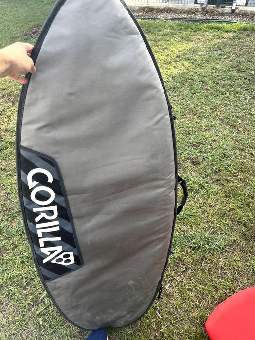 Prancha de skimming em carbono + capa Gorilla + cera