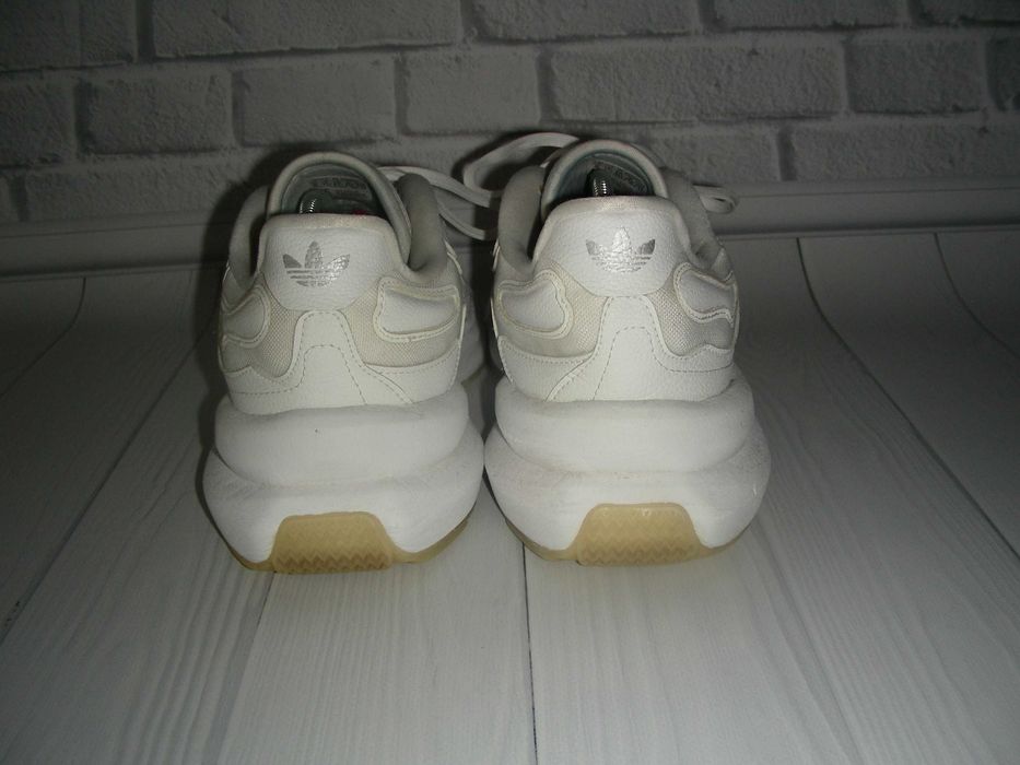 Кросівки adidas 41,5 р.