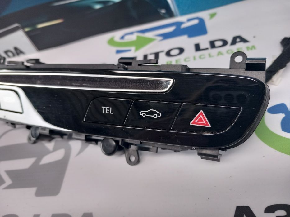 Leitor CD comando rádio GPS 4 piscas Mercedes W205