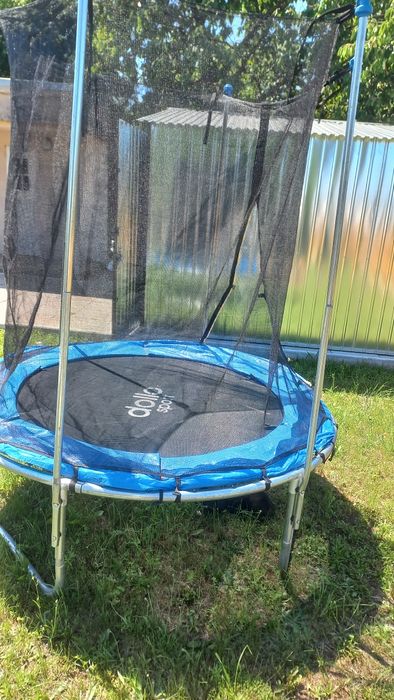 Trampolina ogrodowa