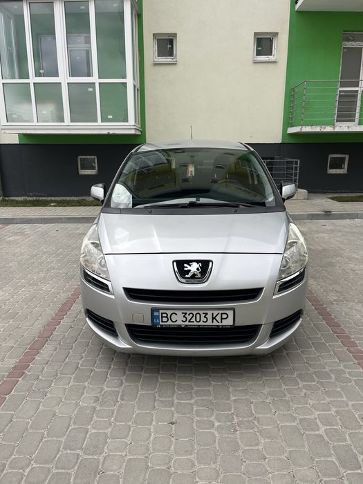 Peugeot 5008 2010