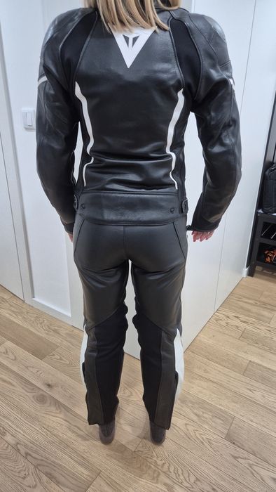 Fato Dainese de Sra.