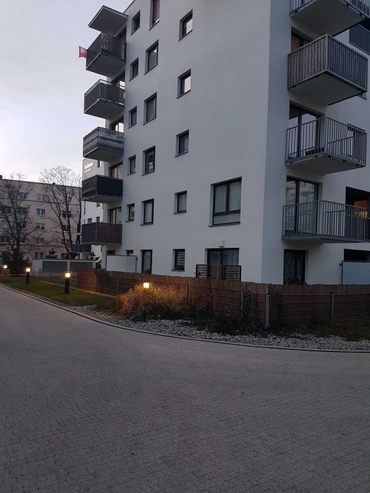 Pokój 1-osobowy dla studentki | Poznań, ul. Rolna | Osiedle zamknięte - Budimex
