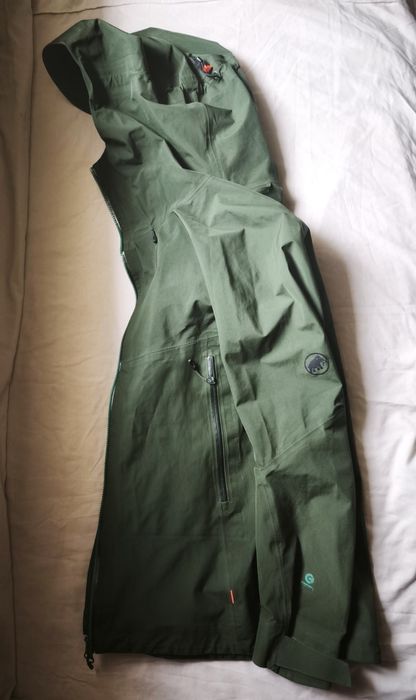 Куртка Mammut Gore-Tex.