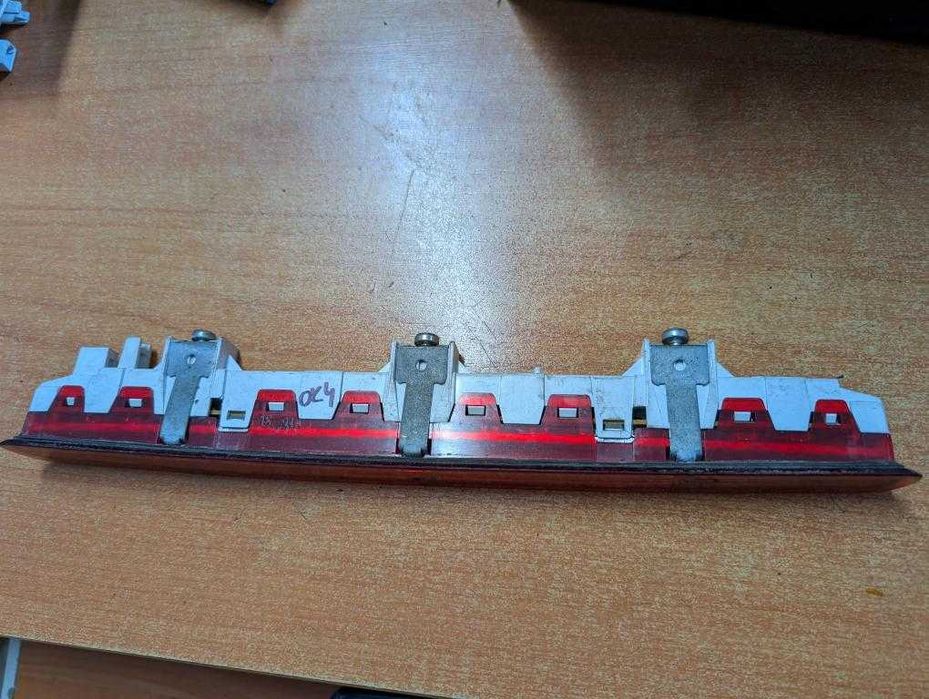 Światło STOP Opel Vectra C HB sedan