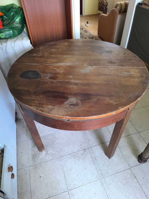 Stół okrągły z lat 50