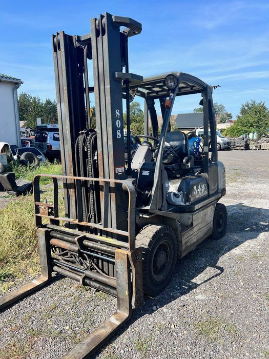 Nissan U1D2A25LQ, wózek widłowy, Triplex 5,5 m LPG, widlak