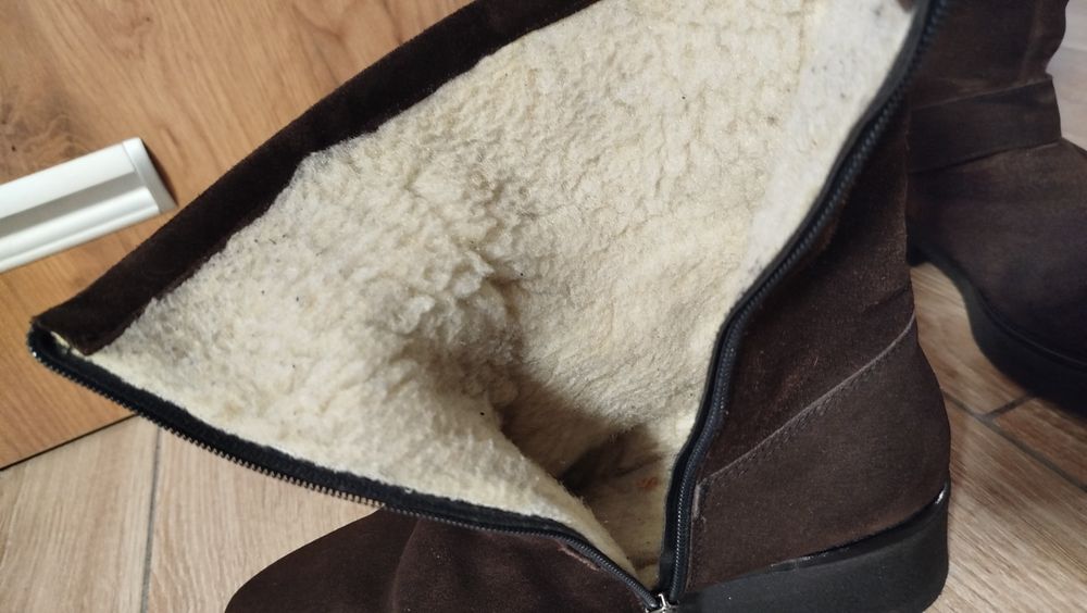 Ботинки женские, сапожки зимние. Размер 39