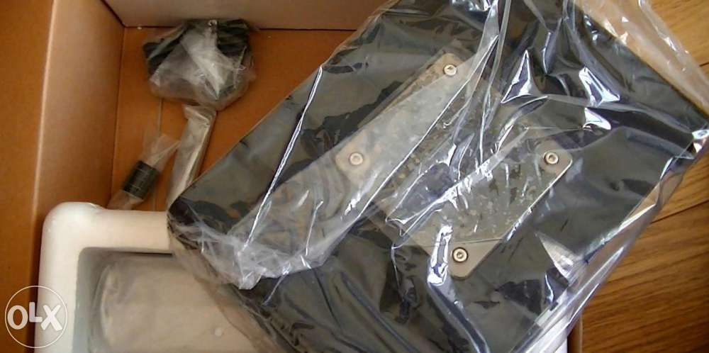 Усилитель JVC KS-AR8002D, полнодиапазонный, 2-х канальный, 600 W max.