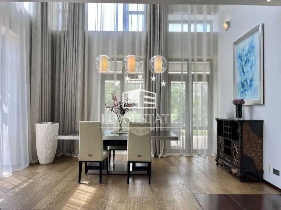 Оренда будинку 550м²   ділянка 25 соток  у КМ Старі Безрадичі