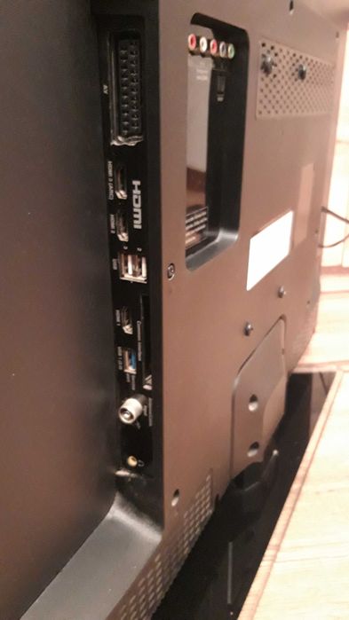 Tv LED TCL 40" smart tv z wi-fi