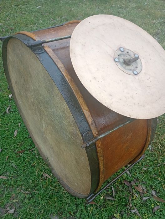 Бубин з тарілкою 2000грн.