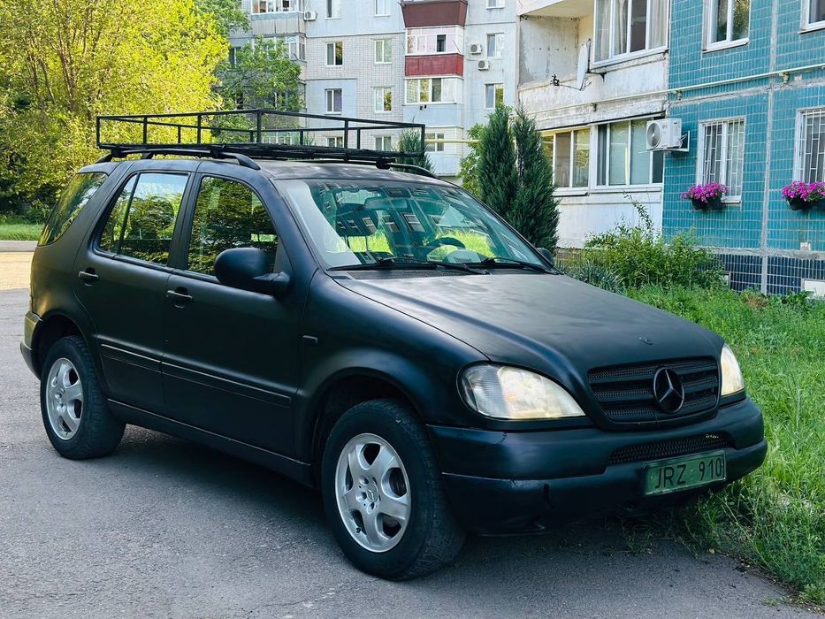 Продам Mercedes Benz ML 2.7 TDI сел поехал