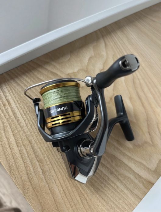 Shimano Sahara 2500 novo