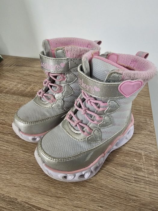 Sapatos Skechers para menina