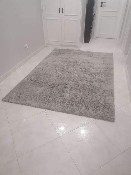 Tapete  tom cinza (larg 160 x comp 230)