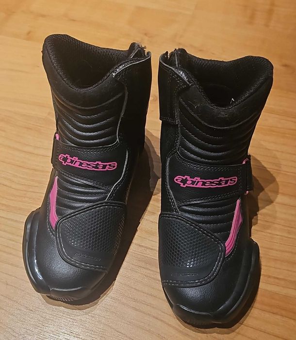 Botas Alpinestars p/ Mulher. Completamente Novas, nunca foram usadas.