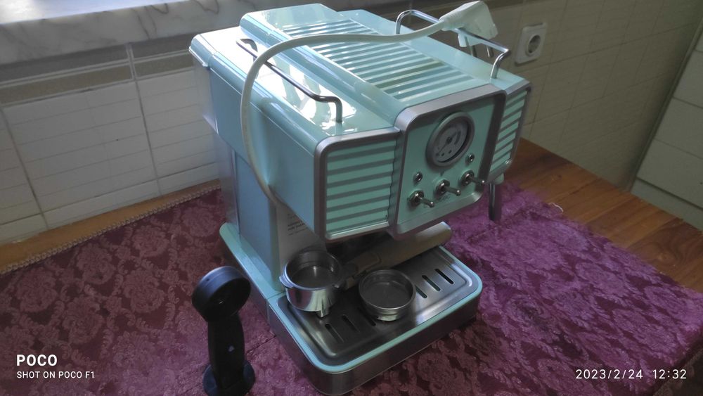 Vendo maquina de café
