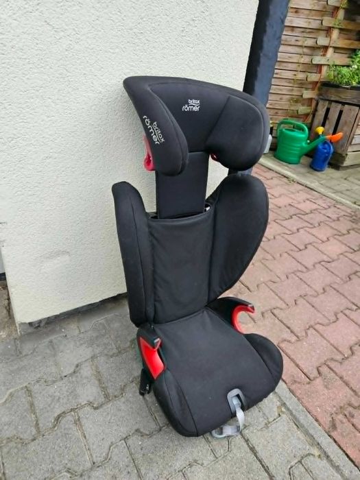 Fotelik samochodowy Britax Römer Kidfix SL 15-36 kg isofix