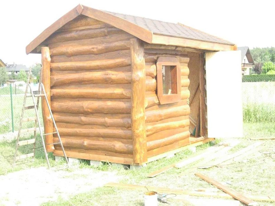 Domek narzędziowy drewniany z pół-bali o wym 325 x 210 cm