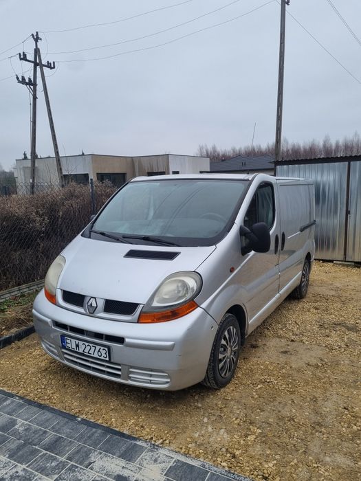 Renault Traffic 1.9dci 2004r H1L1 74kw