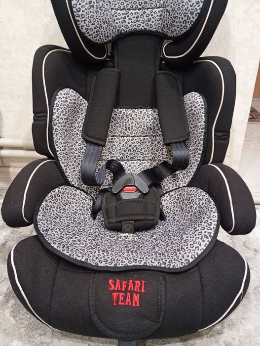 Продам автомобільне крісло