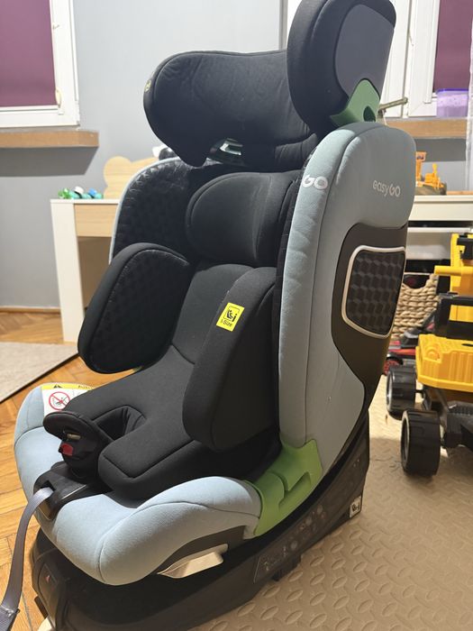Fotelik samochodowy easy go trust 360