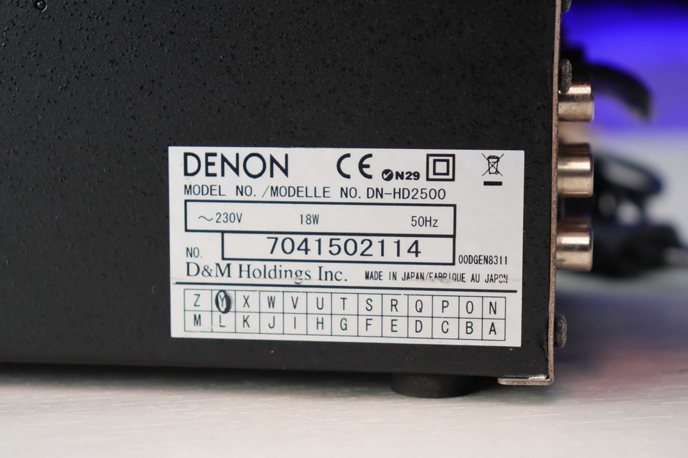 DENON DN-HD2500 Odtwarzacz DJ MP3 USB z twardym dyskiem Rack Japoński