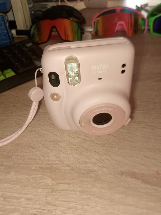 Sprzedam Instax mini 11