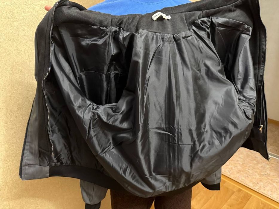 Ветровка чёрная/бомбер