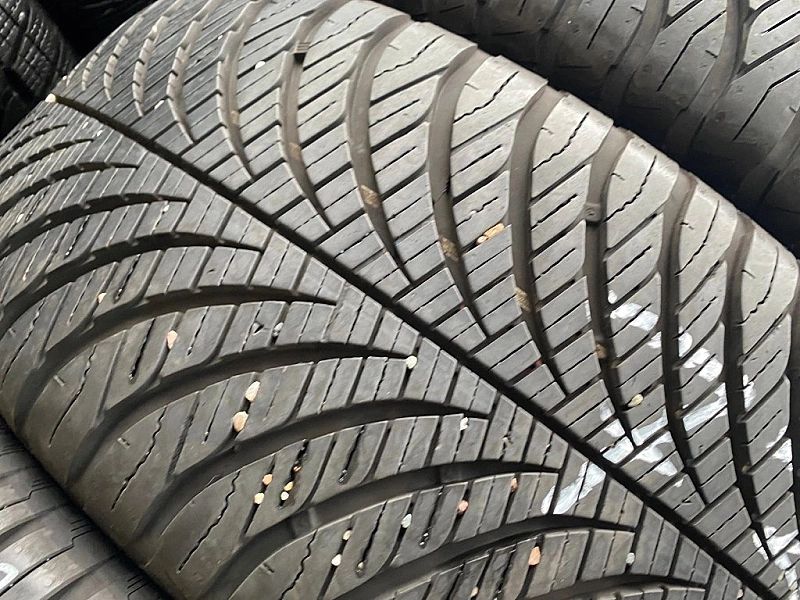 235/55r17 Goodyear Vector 4S gen2_7,5mm_2szt_(732)