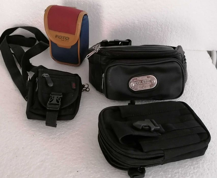 Bolsas e bolsinhas, lote 22, tudo por 5€