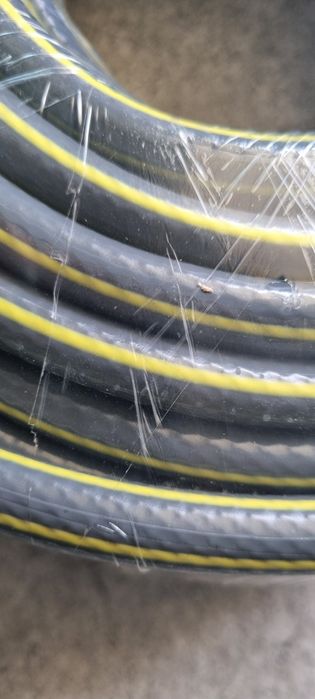 Elastyczny wąż do myjki ciśnieniowej z szybkozłączkami 40m