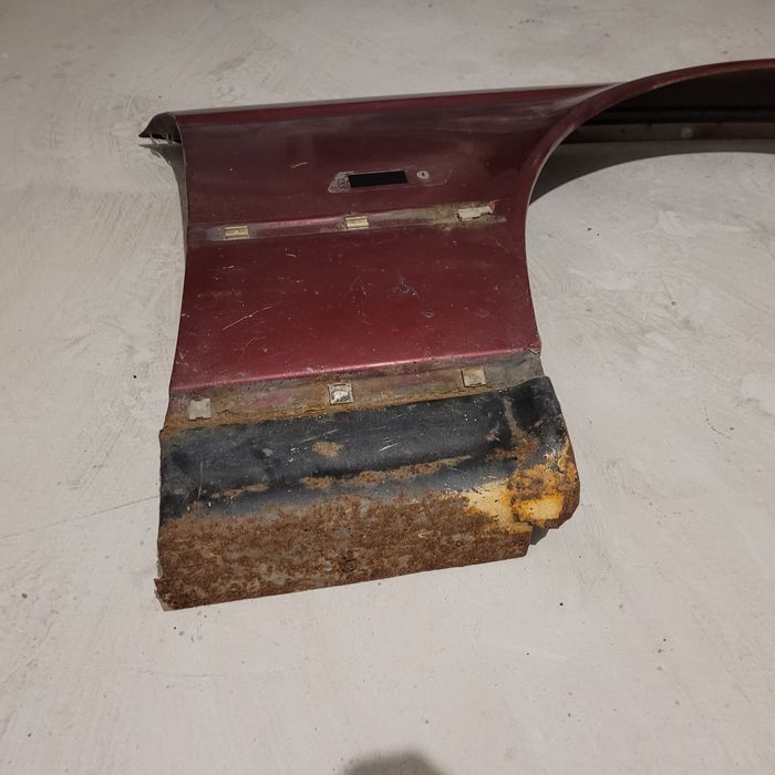 Зазапчасти на бмв е34, двери, бампер, ручки