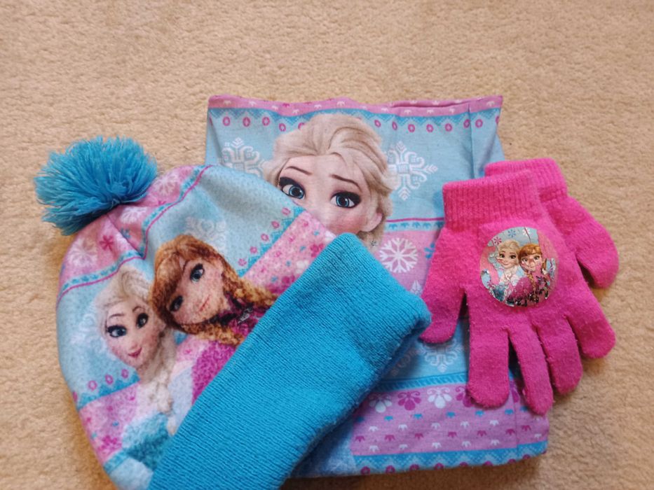 czapki,szaliki, rękawiczki