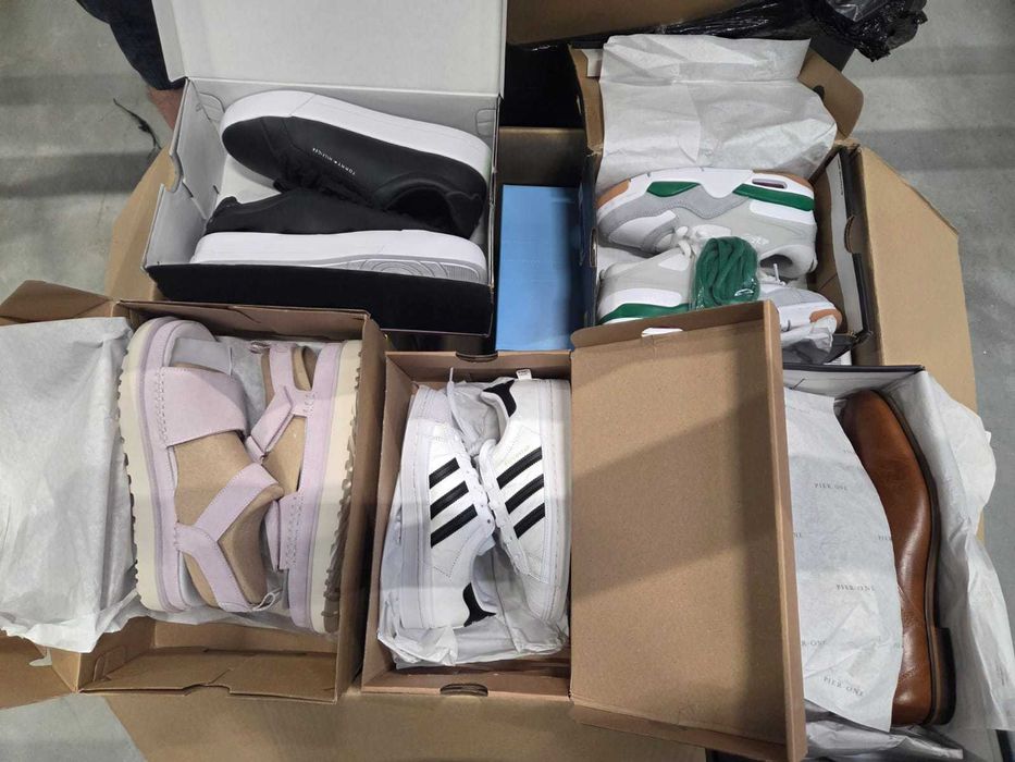 Palety Boxy Zwroty z Markowym Obuwiem Nowe/Powystawowe/Używane