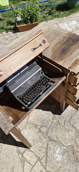 Secretária com máquina escrever Hermes standardo 6 - 1940/50