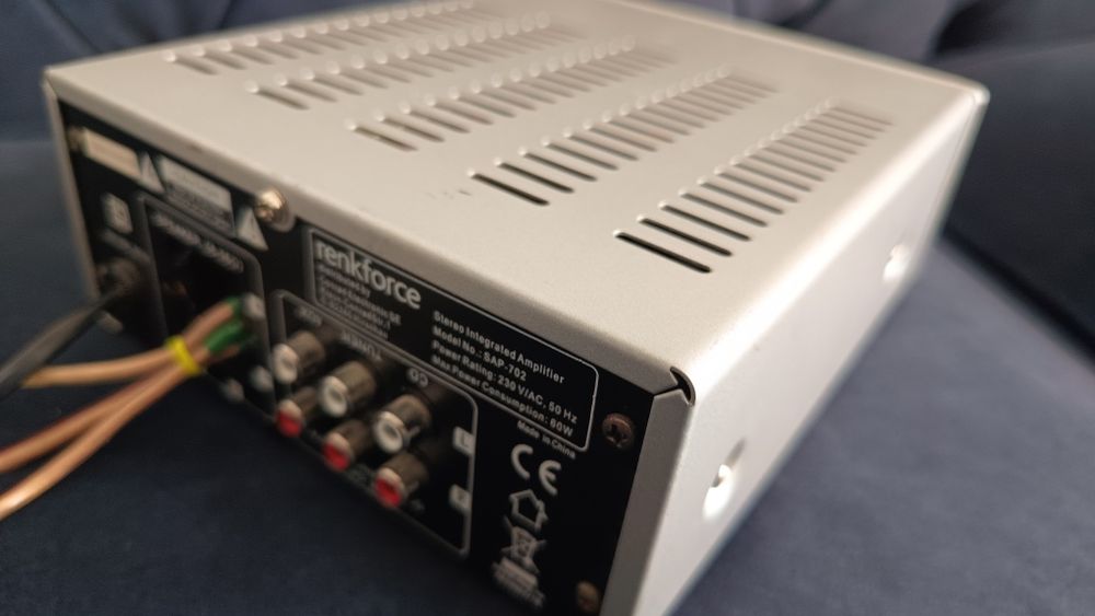 Mini  wzmacniacz kompaktowy 20w Renkforce poręczny 3 wejscia rca